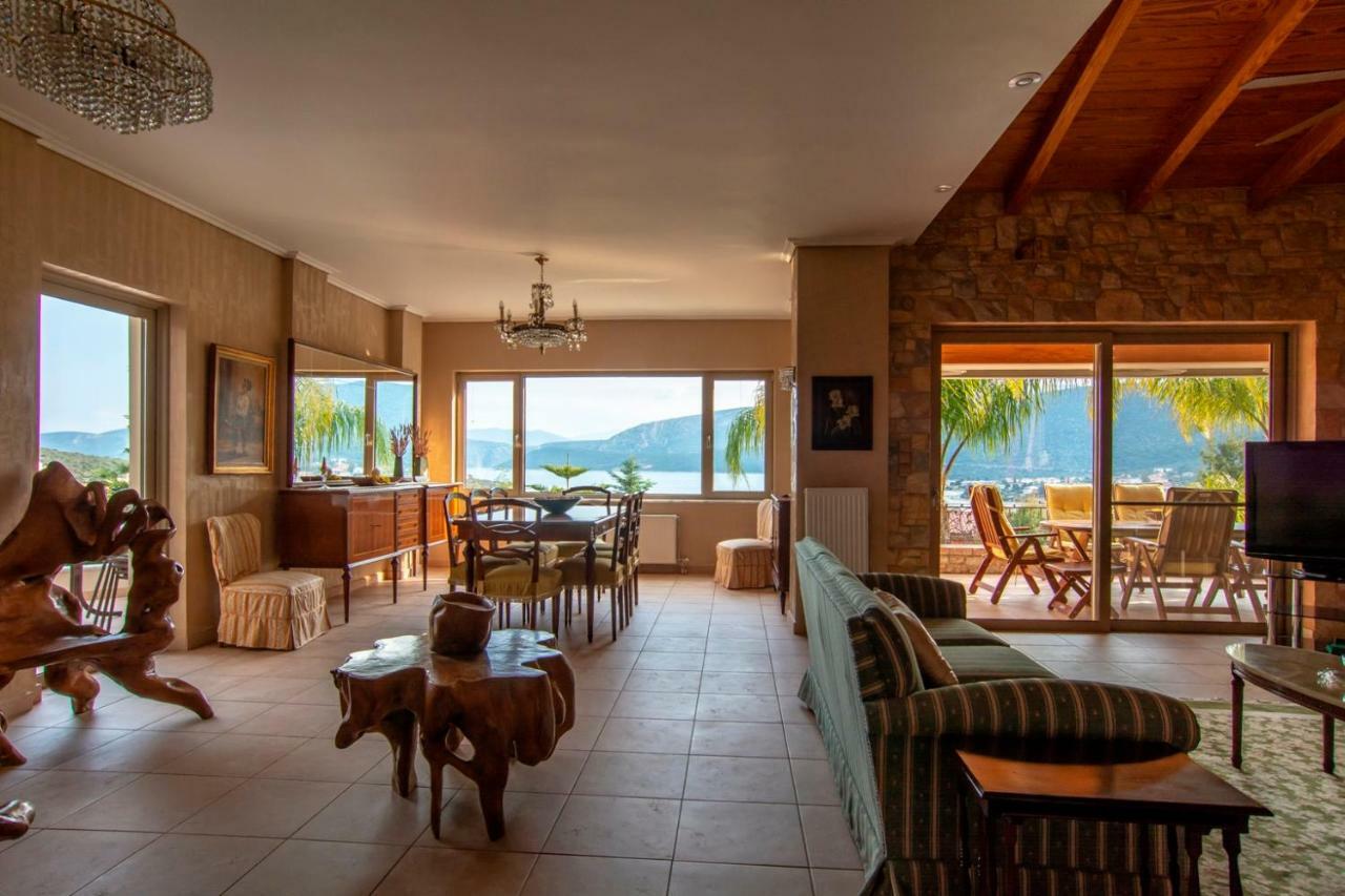 Villa Maira Luxurious With Private Swimming Pool Kórfos Eksteriør billede